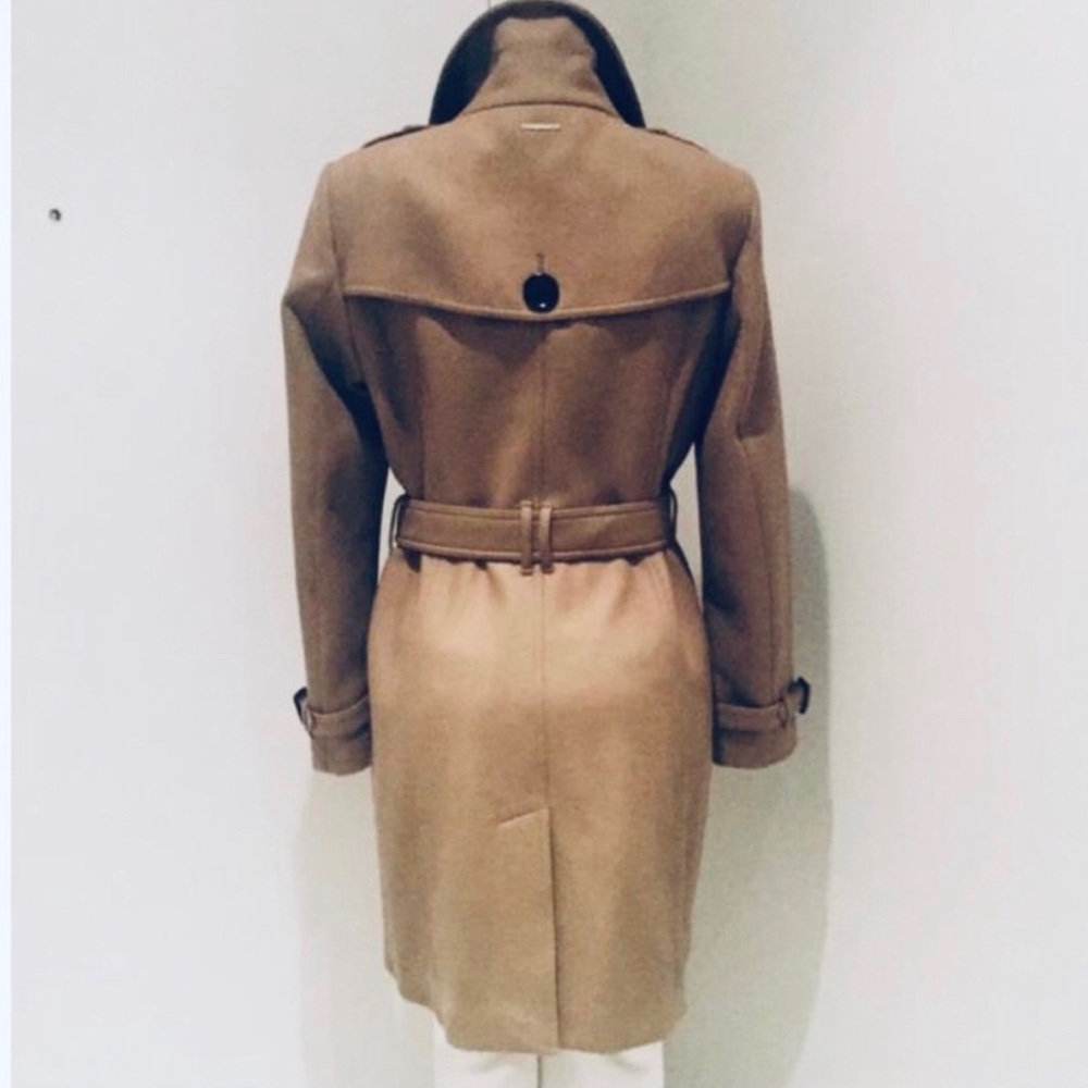 BURBERRY LONDON LONDON GIBBSMOORE FUNNEL TRENCH COAT.
